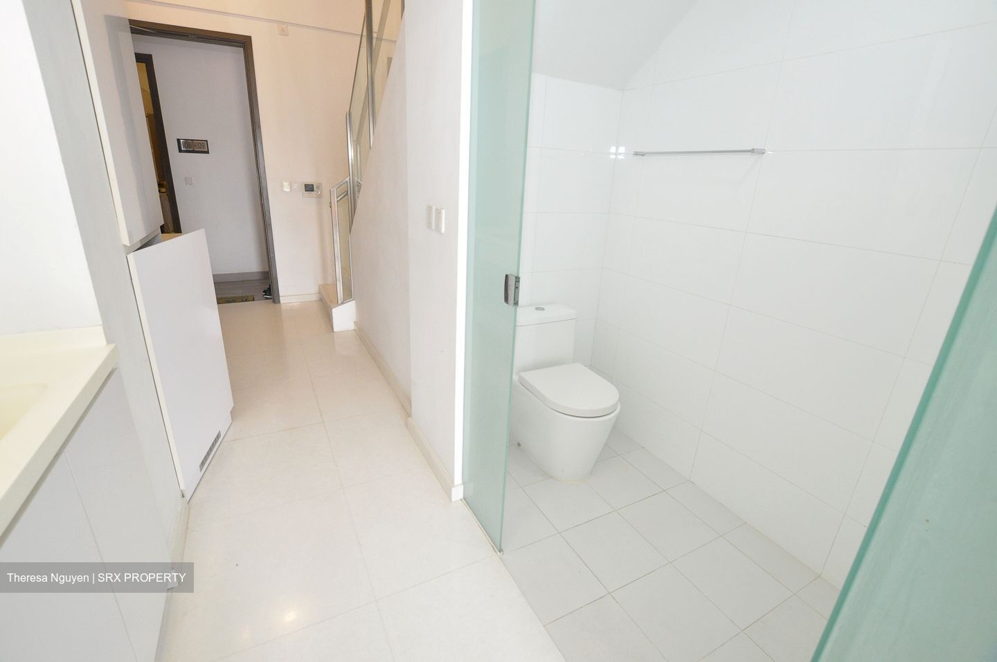 # 1 Loft (D14), Apartment #568340041